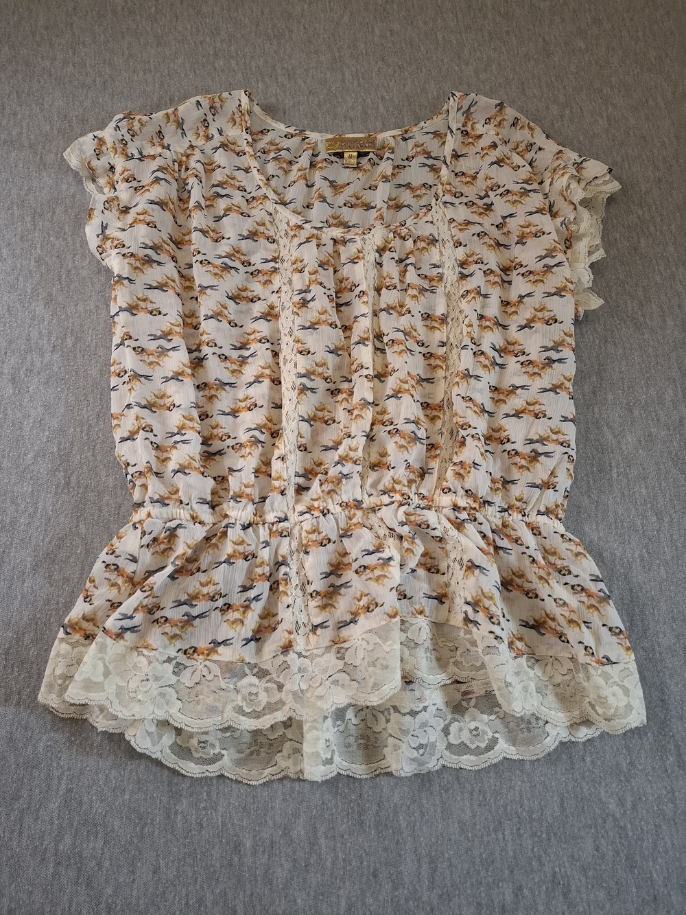 Vera Wang Women's Size M Cream Floral-Print Lace Trim Short Sleeve Blouse